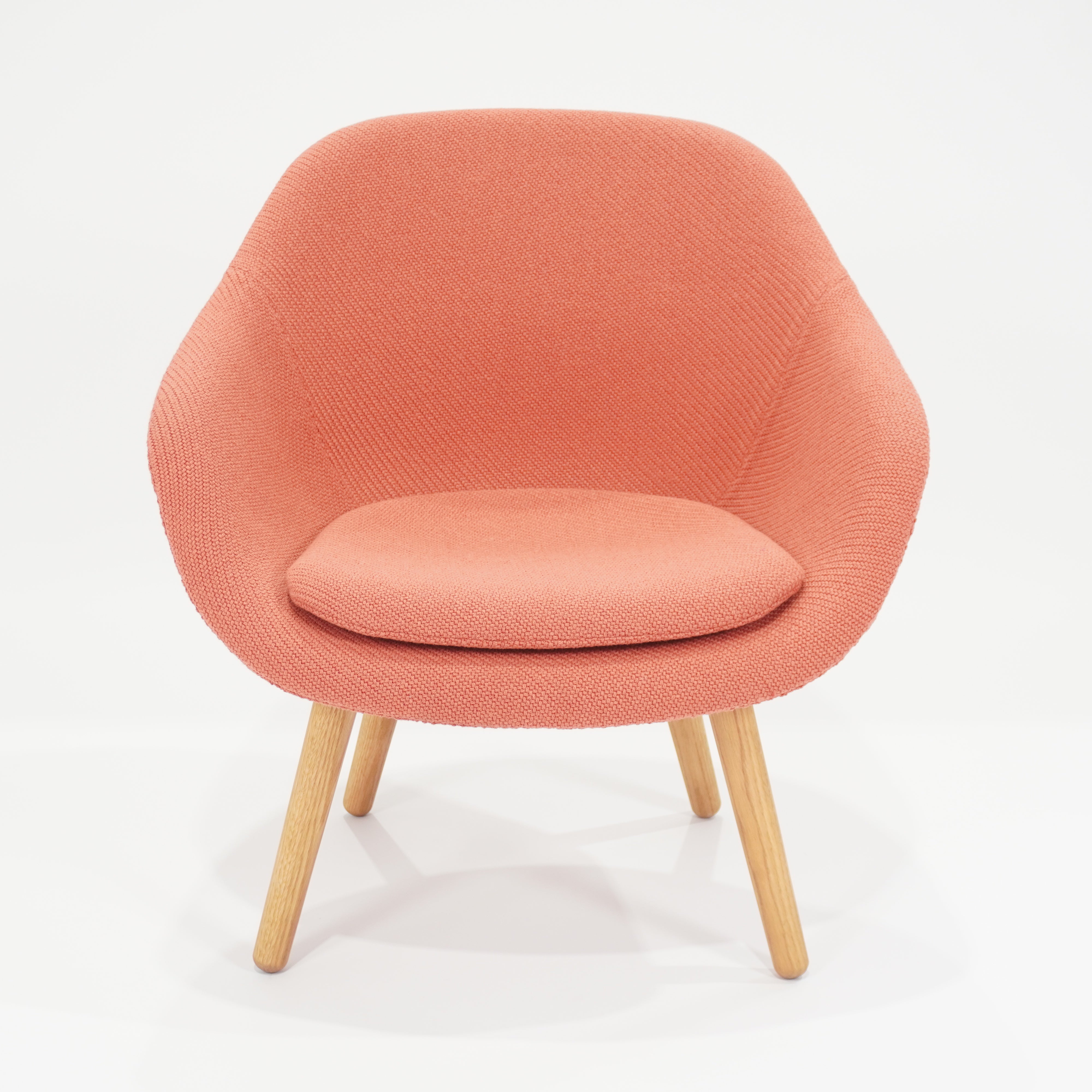 HAY About A Lounge 82