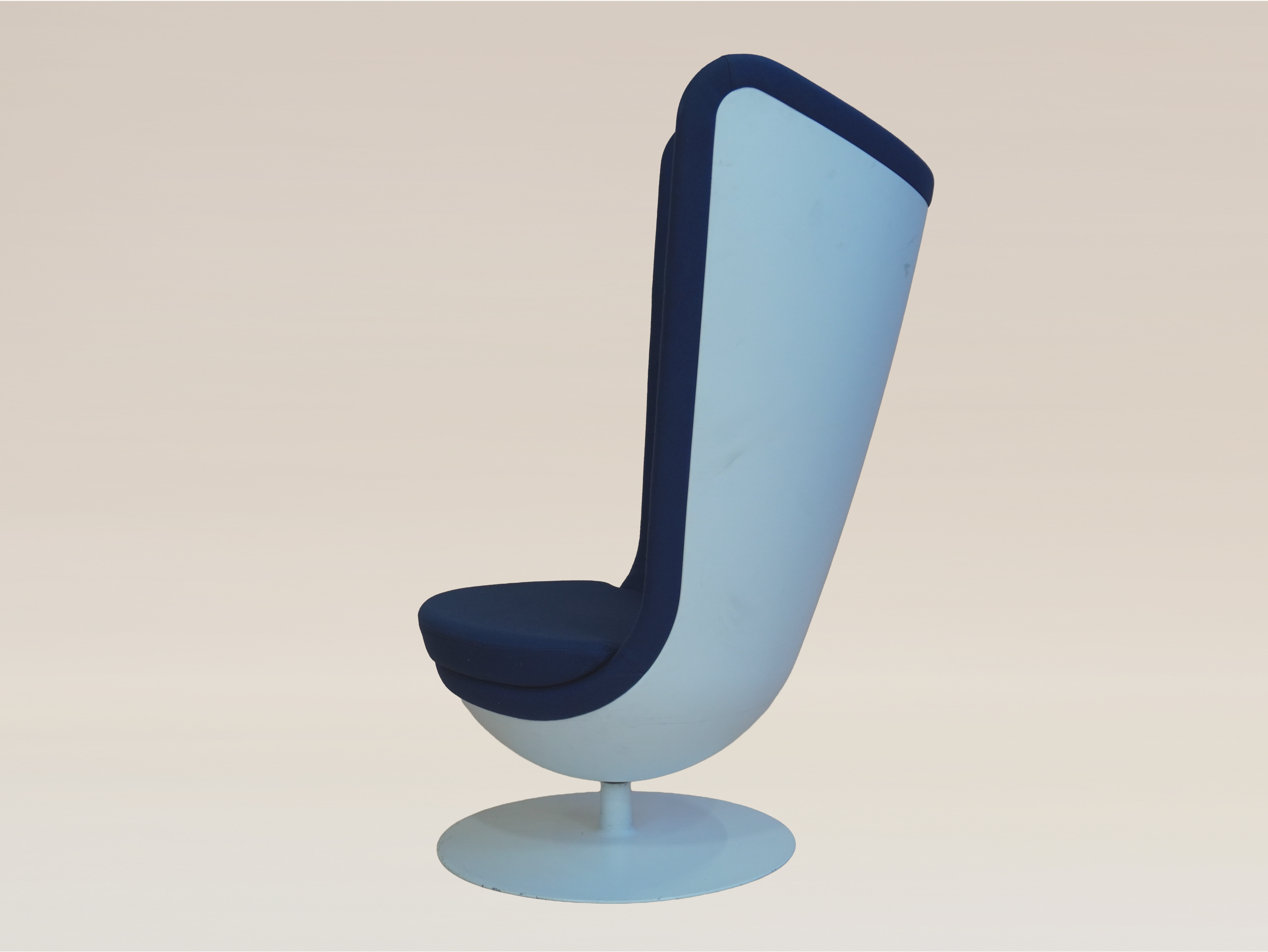Badminton Lounge Chair