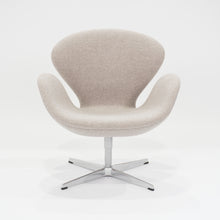 Swan Chair 3320