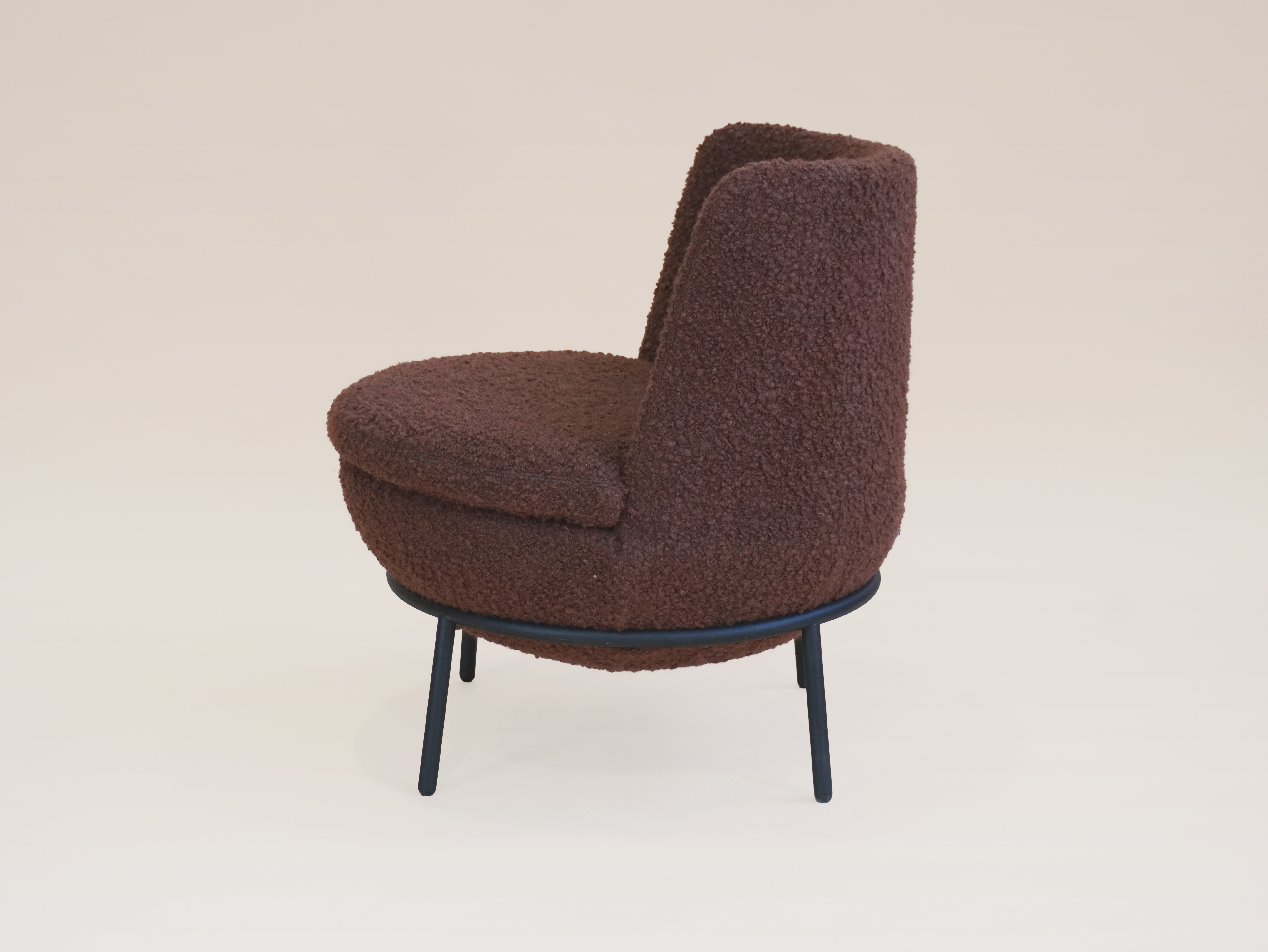 Pod Lounge Chair