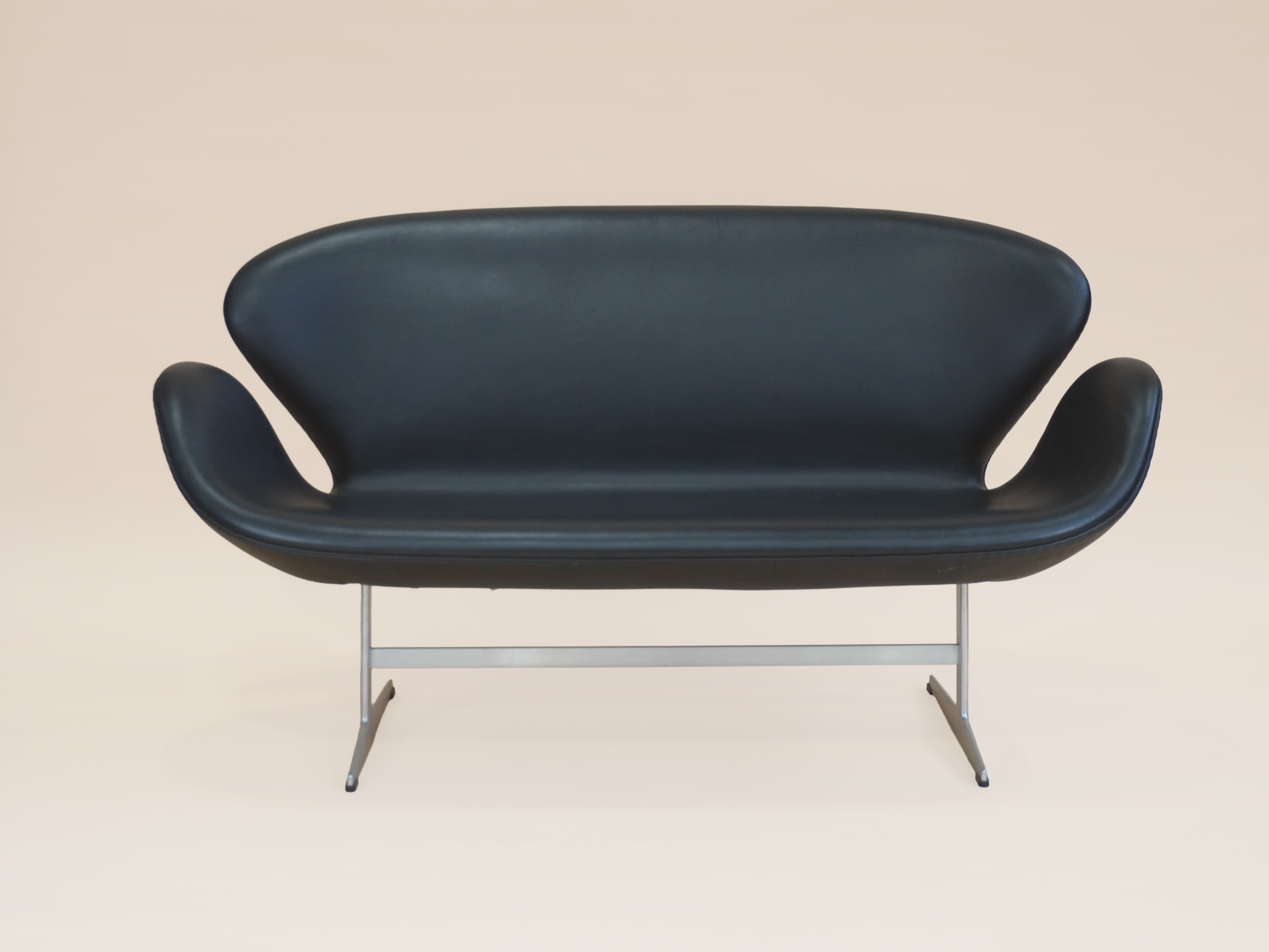 Swan Sofa